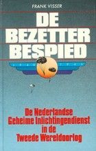 Kaft van De bezetter bespied