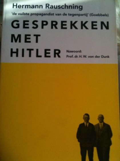 Kaft van Gesprekken met Hitler